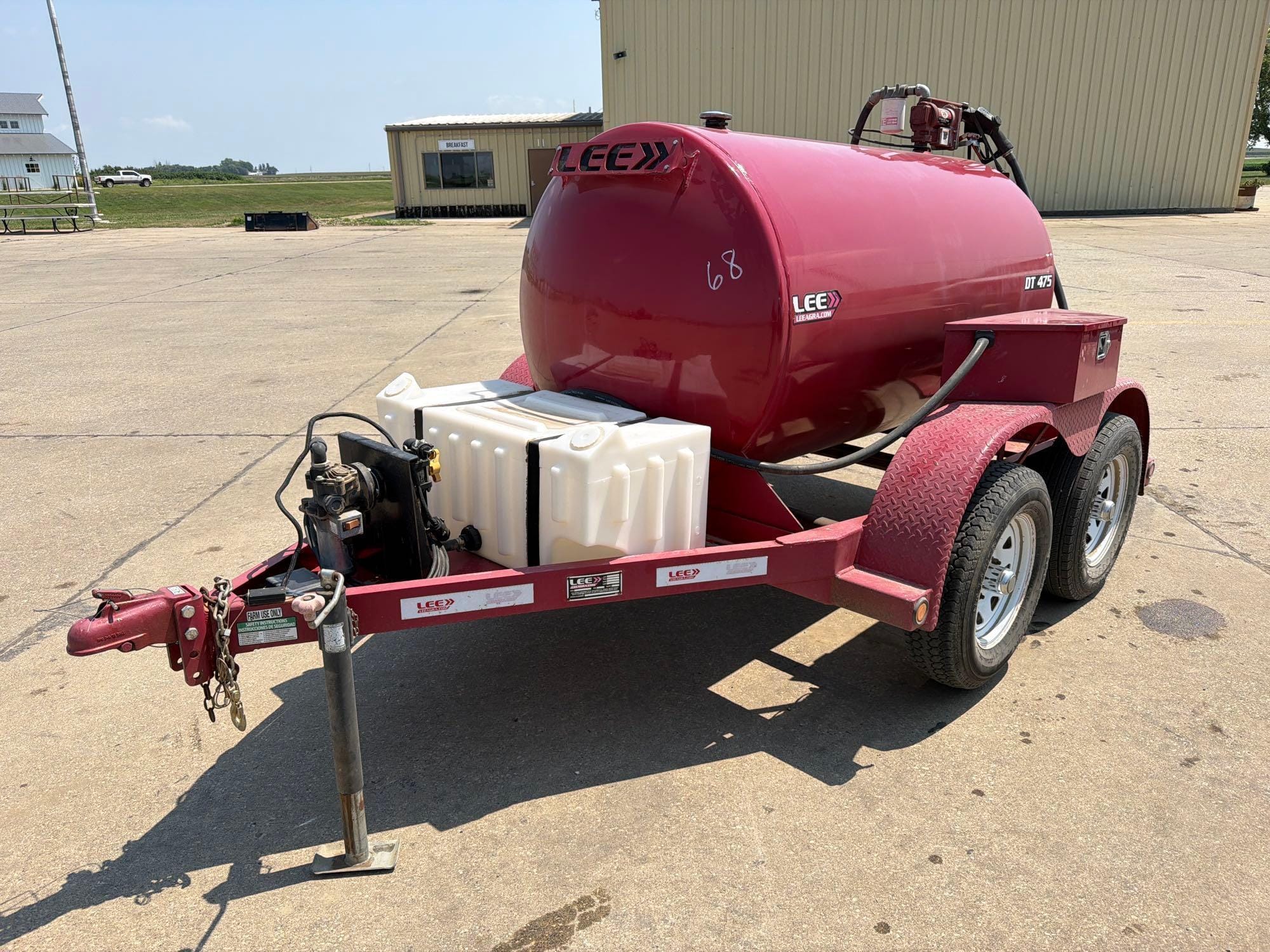 2012 LeeAgra DT475 Equipment Image0