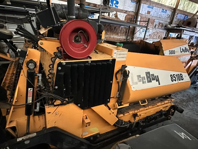 Image of LeeBoy 8510B equipment image 1