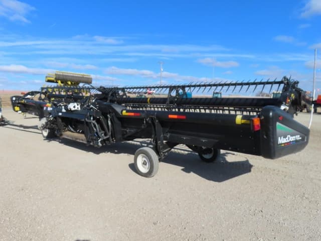 Image of MacDon FD70 equipment image 4