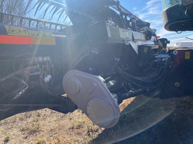 Image of MacDon FD70 equipment image 3