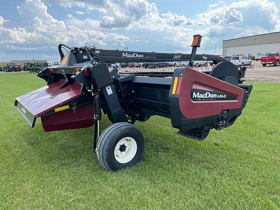 Image of MacDon A30-D equipment image 4