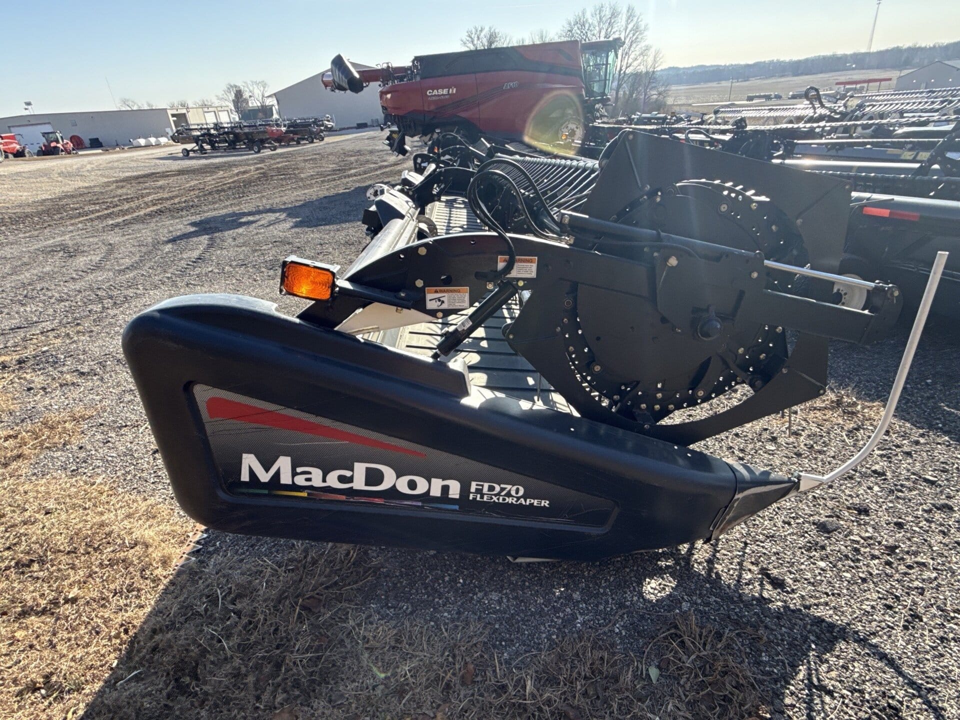 2012 MacDon FD70 Equipment Image0