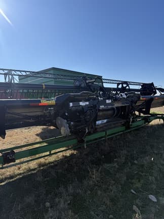 Image of MacDon FD70 Primary image