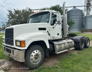 2012 Mack CHU613 Image