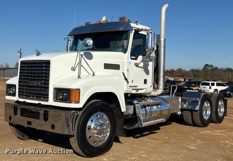 2012 Mack CHU613 Equipment Image0