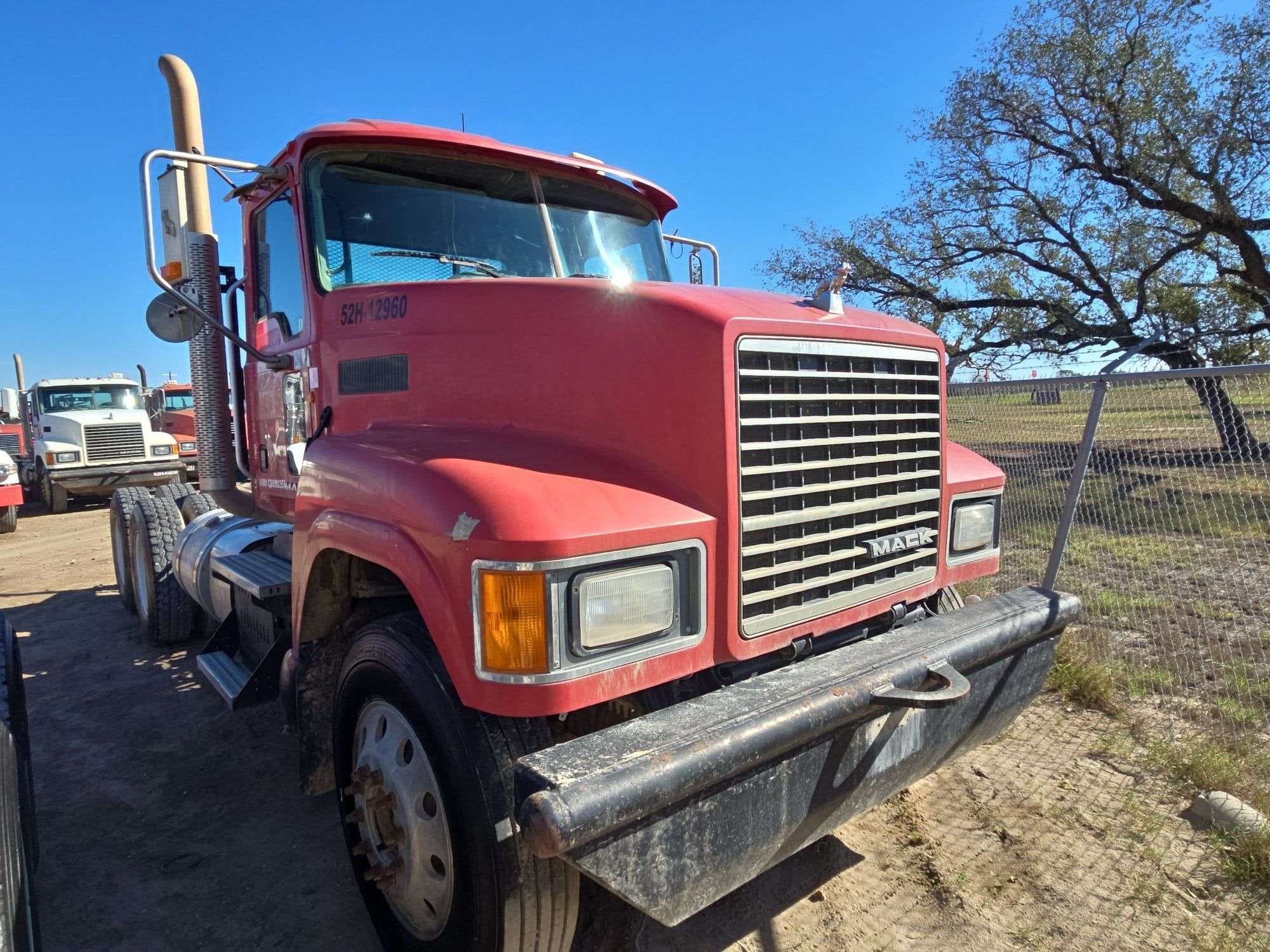 2012 Mack CHU613 Equipment Image0