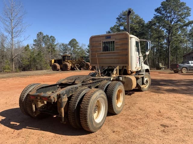 Image of Mack CXU613 equipment image 4