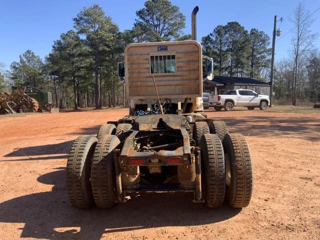 Image of Mack CXU613 equipment image 3