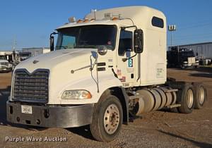2012 Mack CXU Image