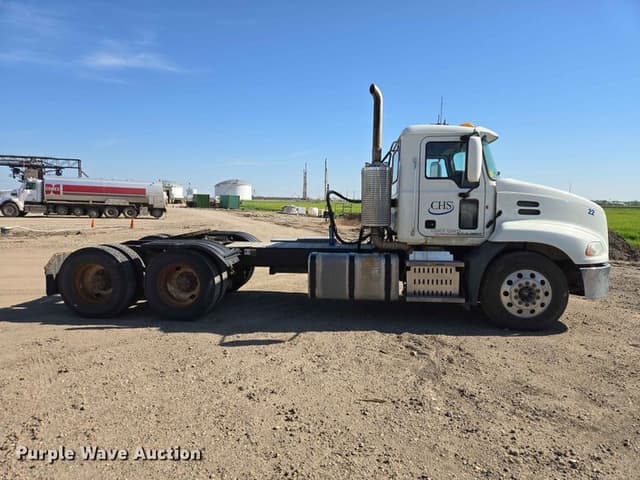 Image of Mack CXU613 equipment image 3