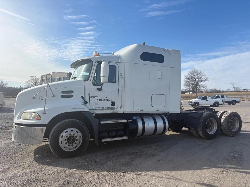 2012 Mack CXU613 Equipment Image0