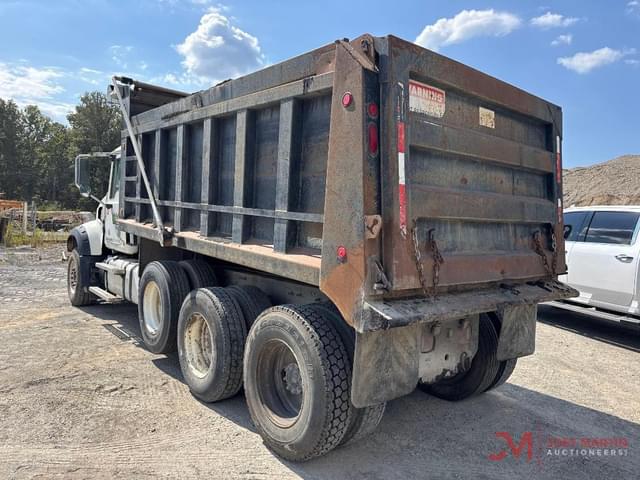 Image of Mack Granite GU713 equipment image 3