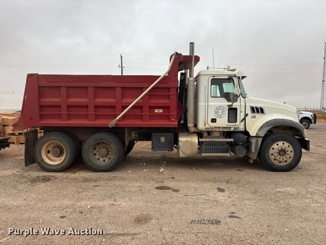 Image of Mack GU713 equipment image 3