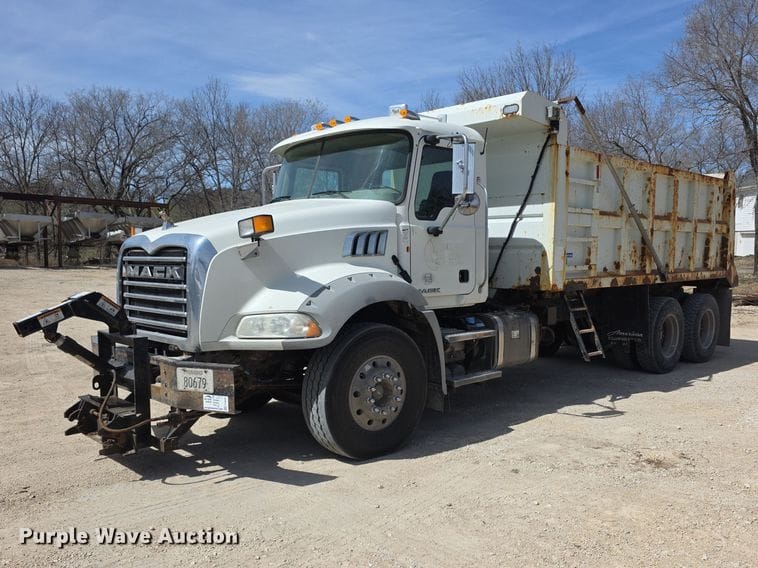 2012 Mack GU813 Equipment Image0