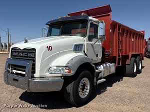 2012 Mack GU813 Image