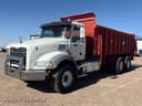 2012 Mack GU813 Image