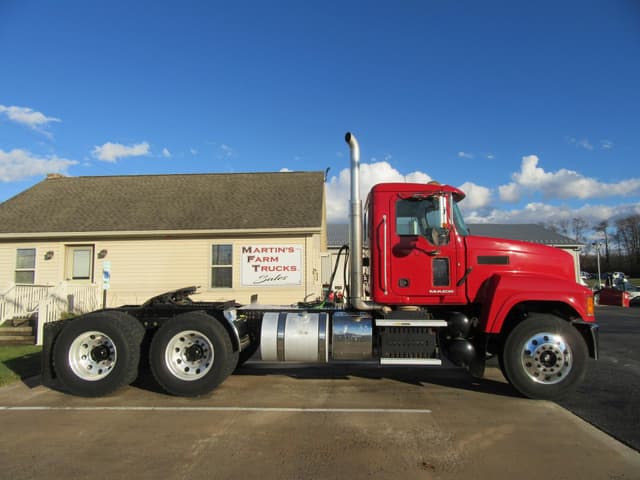 Image of Mack Pinnacle CHU613 equipment image 1