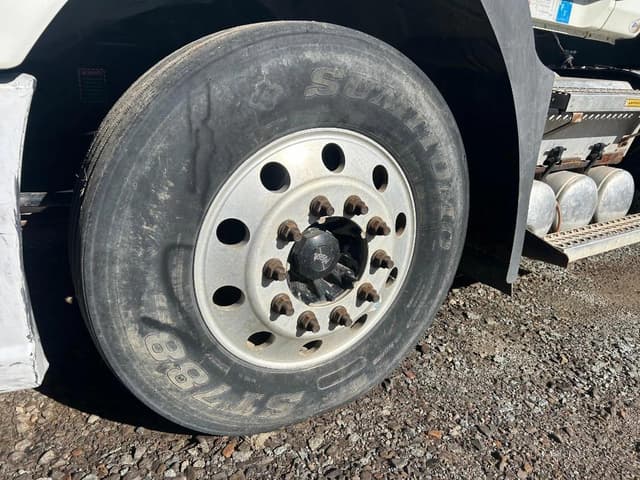 Image of Mack CXU613 equipment image 4