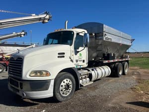 2012 Mack CXU613 Image