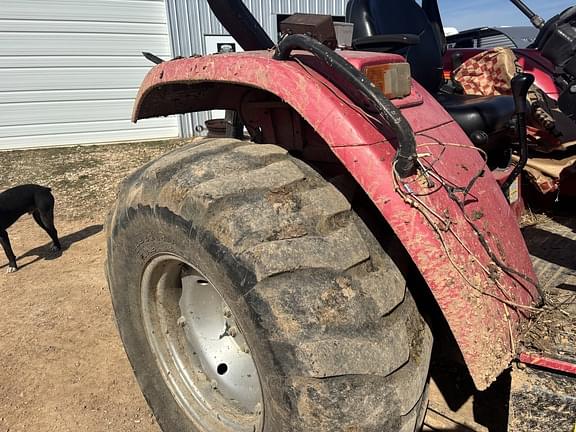 Image of Mahindra 8560 equipment image 3