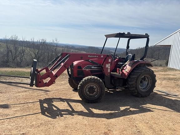 Image of Mahindra 8560 Primary image