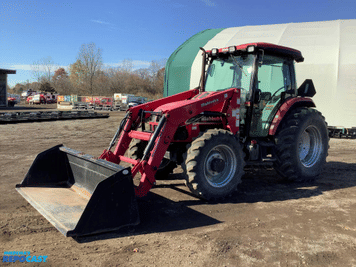 Main image Mahindra 8560