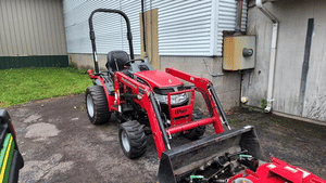 2012 Mahindra Max25 Image