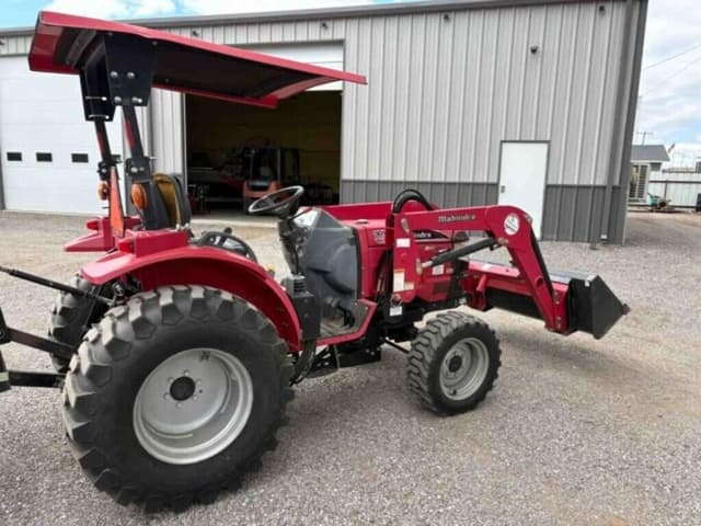 Image of Mahindra 3016 equipment image 3