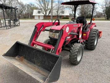 Main image Mahindra 3016