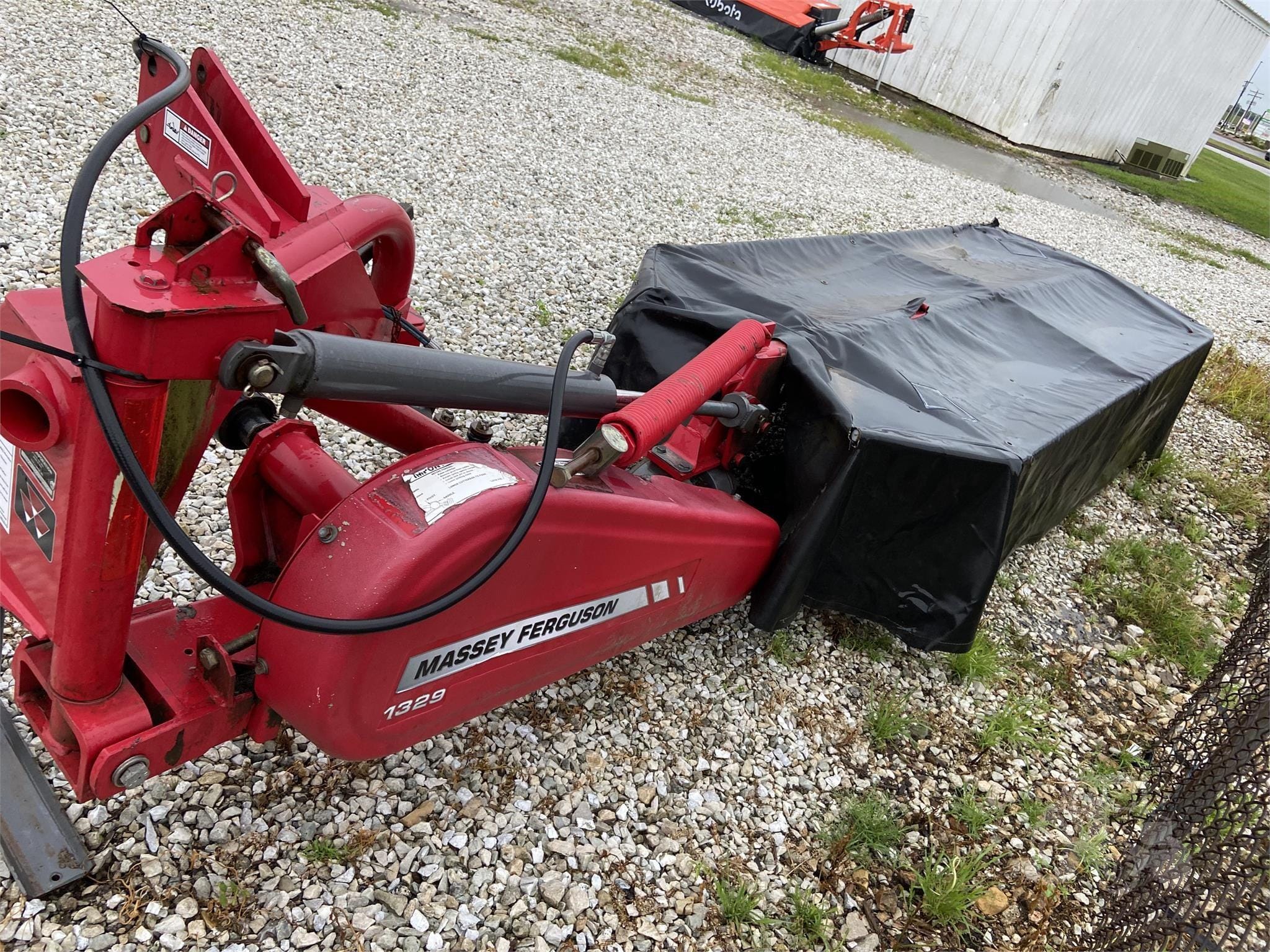 2012 Massey Ferguson 1329 Equipment Image0