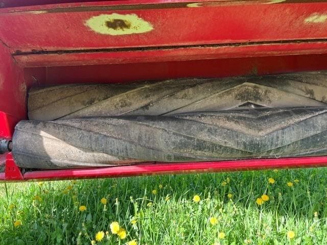 Image of Massey Ferguson 1359 equipment image 4
