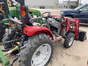 Main image Massey Ferguson 1529 21