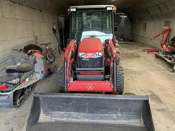 Image of Massey Ferguson 1635 equipment image 2