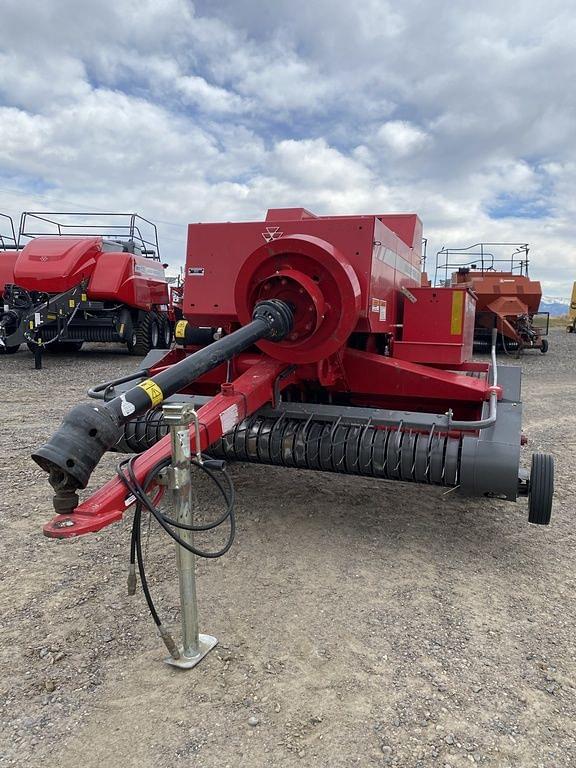 Image of Massey Ferguson 1839 equipment image 1