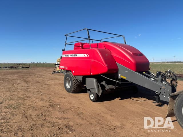 Image of Massey Ferguson 2170XD equipment image 3