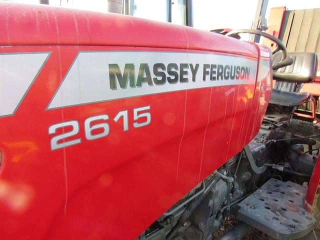 Image of Massey Ferguson 2615 equipment image 4