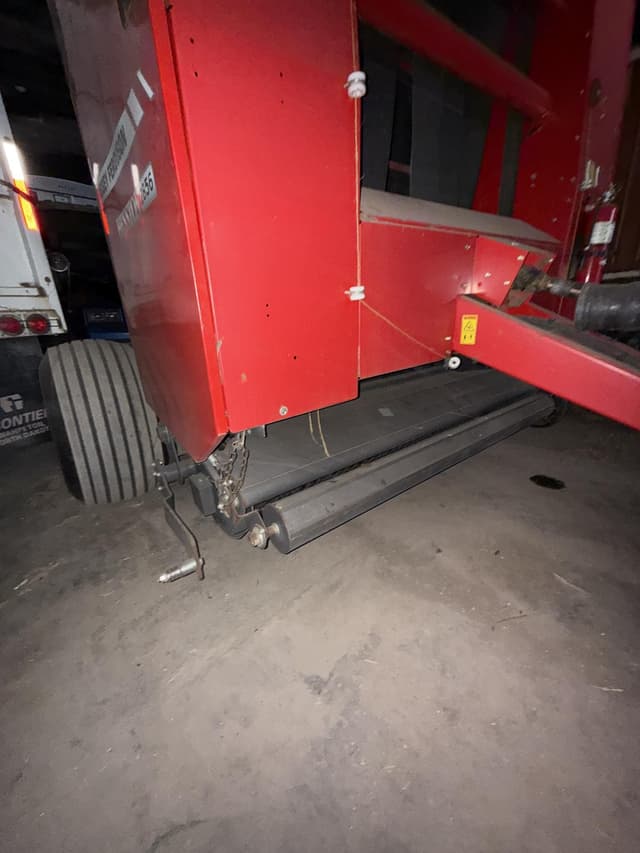 Image of Massey Ferguson Hesston 2856 equipment image 2