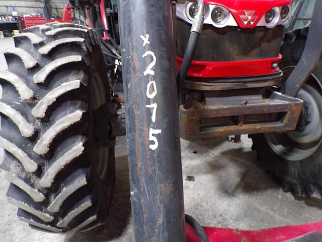 Image of Massey Ferguson 5455 equipment image 4