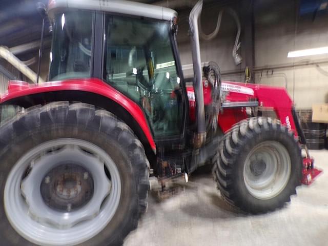 Image of Massey Ferguson 5455 equipment image 1