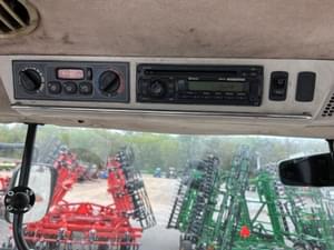 2012 Massey Ferguson 8660 Image