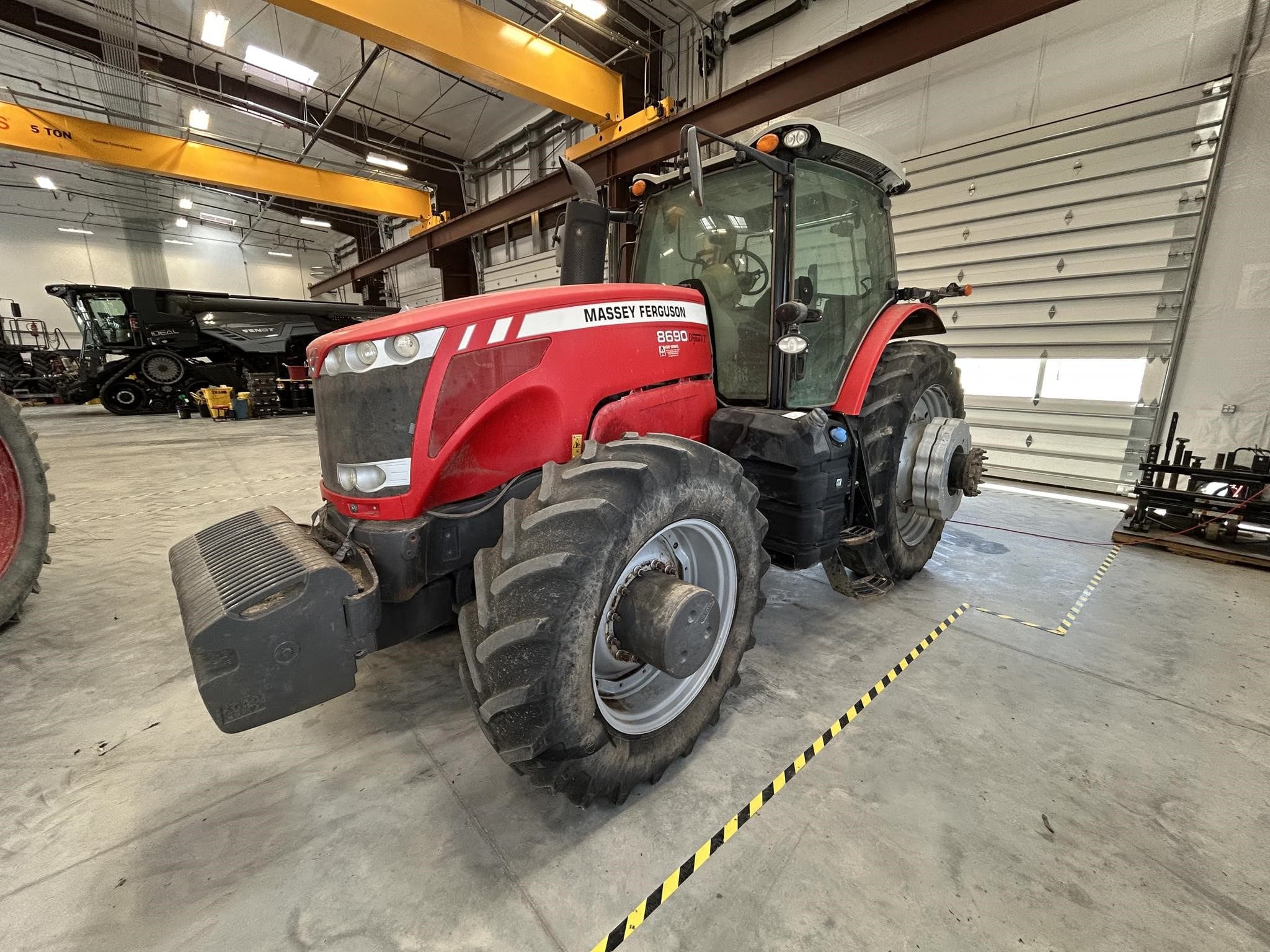 2012 Massey Ferguson 8690 Equipment Image0