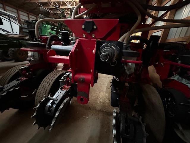 Image of Massey Ferguson 8800 equipment image 2