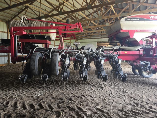 Image of Massey Ferguson 8800 equipment image 1