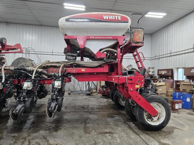 Image of Massey Ferguson 8800 equipment image 4