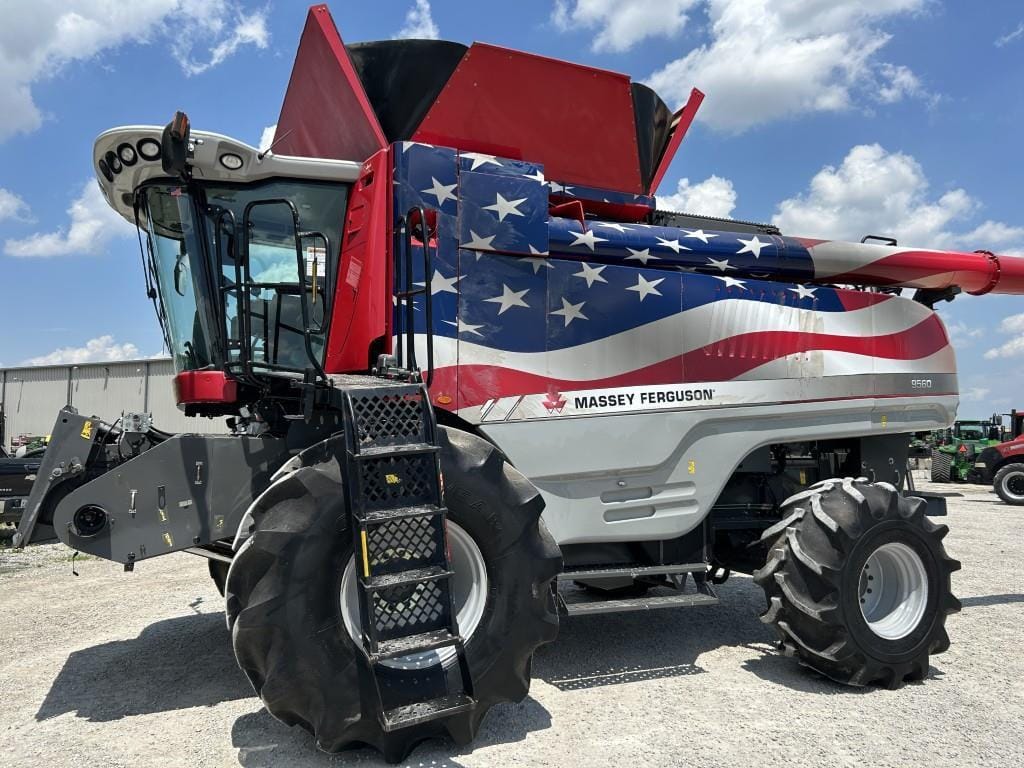 2012 Massey Ferguson 9560 Equipment Image0