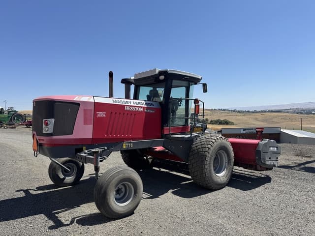 Image of Massey Ferguson Hesston WR9740 equipment image 2