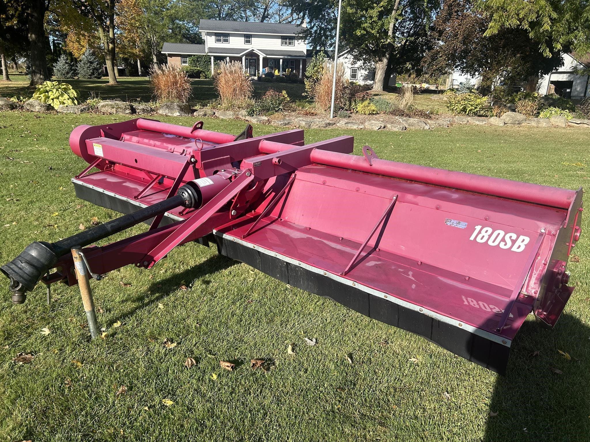 Main image Mathews Company 180SB