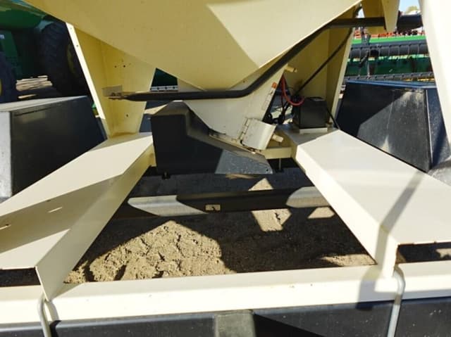 Image of Meridian 110 BST equipment image 4