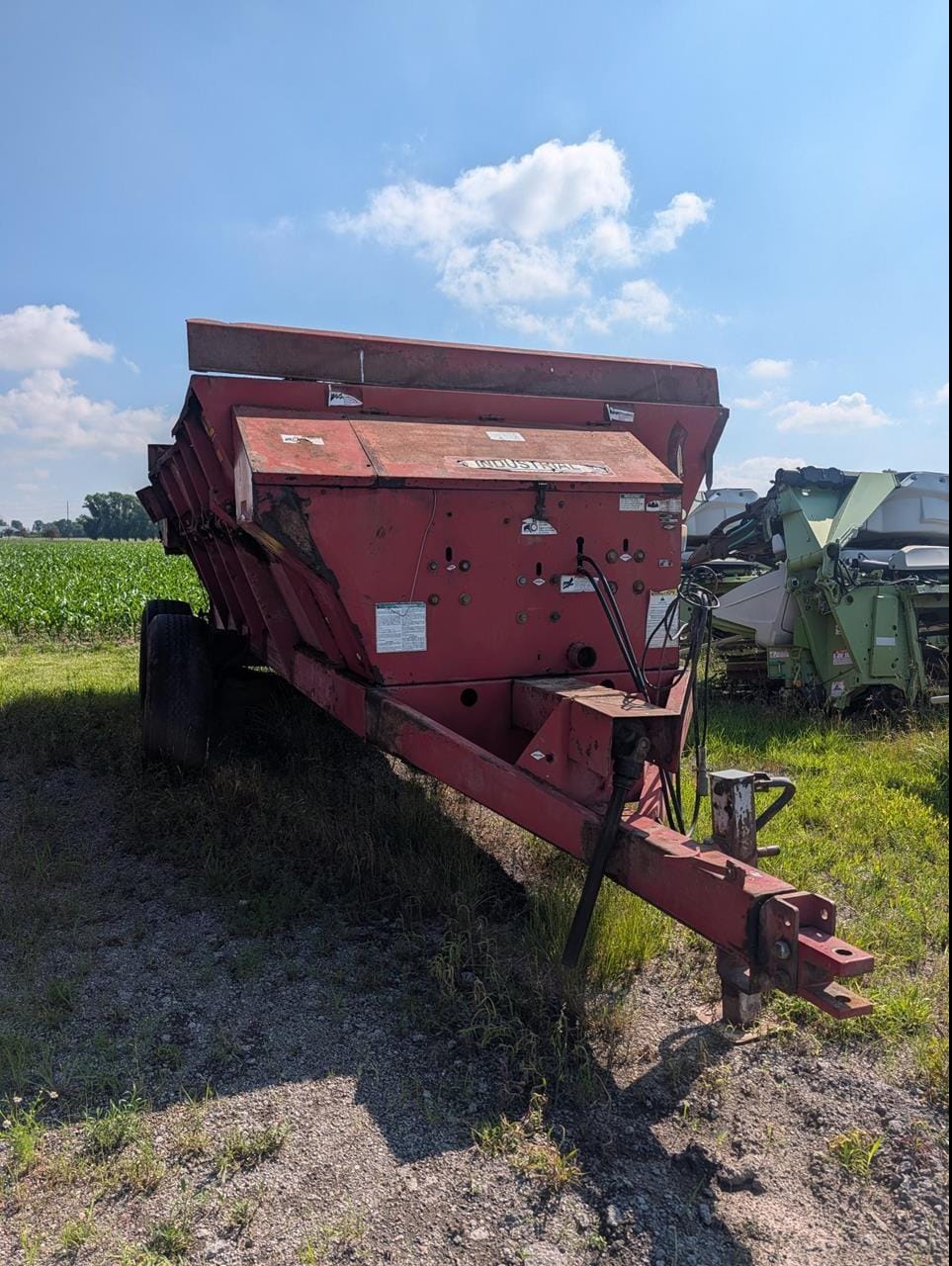 2012 Meyer 8720 Equipment Image0