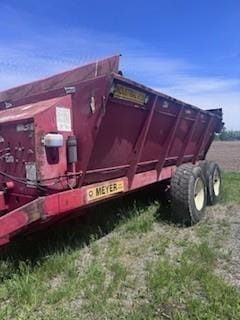 2012 Meyer 8720 Equipment Image0